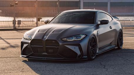BMW Sports Elegance in Stunning 4K wallpaper