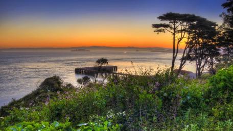 Sunset Serenity Over La Paz Ocean Horizon wallpaper