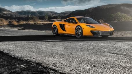 McLaren MP4 Elegance in Motion wallpaper