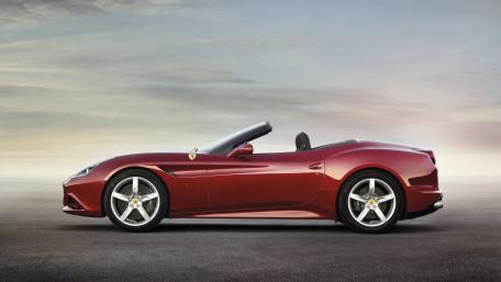 Ferrari California Elegance in Motion wallpaper