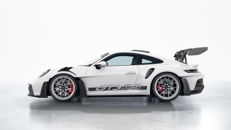 Porsche 911 GT3 RS White Elegance wallpaper