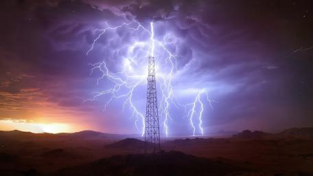 Lightning On Tower wallpaper