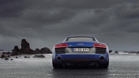 Audi R8: Elegance on a Dramatic Coastline wallpaper