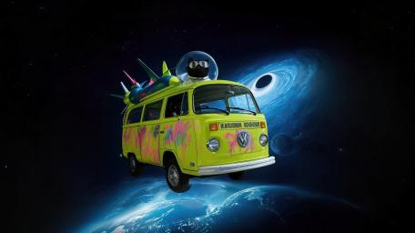 Black Cat in a Yellow VW Bus wallpaper