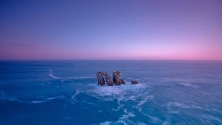 Majestic Sea Portal at Sunset wallpaper