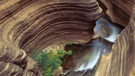 Winding Waters of Deer Creek Canyon wallpaper