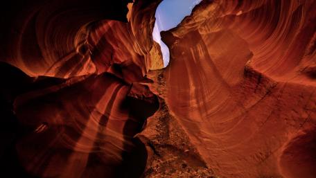 Upper Antelope Canyon's Majestic Rock Formations wallpaper