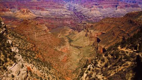 Grand Canyon Panorama Vast Beauty of Arizona's Iconic Landscape wallpaper