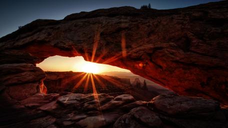 Sunrise Glory Over Mesa Arch Canyonlands wallpaper