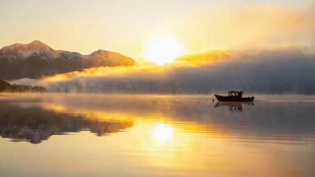 Sunny Lake wallpaper