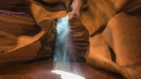 Antelope Canyon: Nature's Sculpted Sandstone Wonder wallpaper