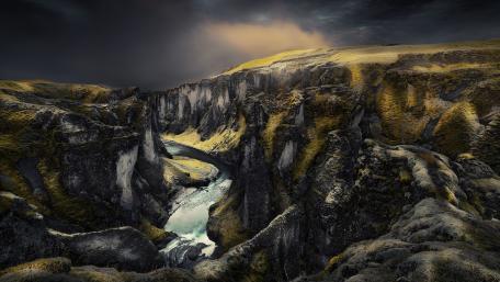 Majestic Canyon River at Dusk wallpaper