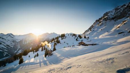 Snowy Slope wallpaper