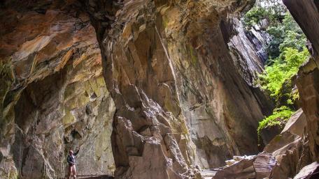 Cavern of Nature's Grandeur wallpaper