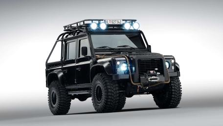 Range Rover Adventure Unleashed in 4K wallpaper