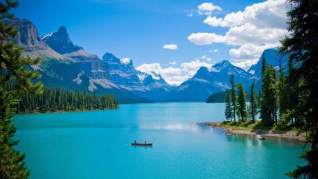 Maligne Lake Serenity in Jasper National Park Canada wallpaper