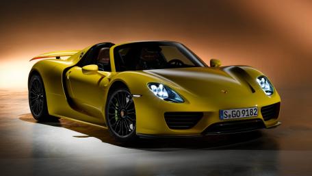 918 Spyder in Radiant Yellow Glory wallpaper