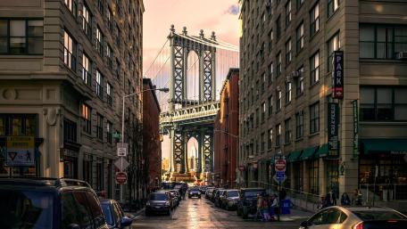 Brooklyn Bridge View Through Urban Streets wallpaper