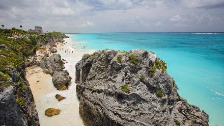 Tulum's Coastal Paradise wallpaper