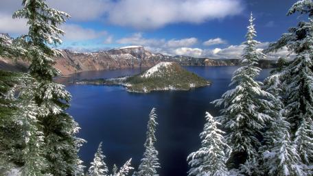 Crater Lake Winter Wonderland wallpaper