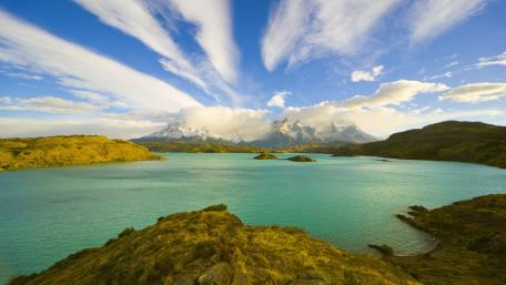 Majestic Beauty of Lake Pehoé in Patagonia wallpaper