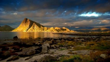 Golden Hour Serenity Over Majestic Cliffs and Sea wallpaper