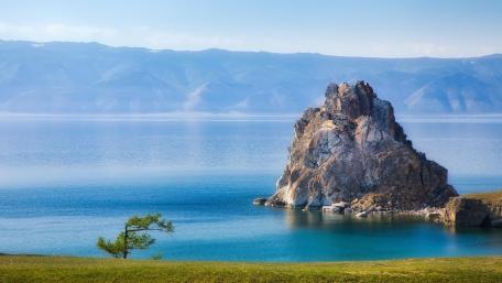 Shaman Rock Serenity at Lake Baikal wallpaper