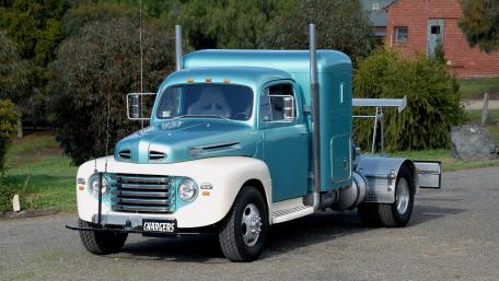 Vintage Elegance in Motion: Classic Ford Truck wallpaper