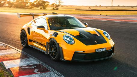 Porsche 911 GT3 RS on the Track wallpaper