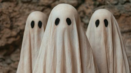 Funny Ghost Trio Haunting in Style wallpaper