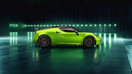 Alfa Romeo 4C in Neon Green Glory wallpaper