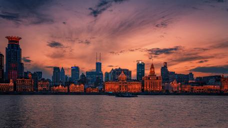 Evening Skyline of Shanghai's Huangpu District wallpaper