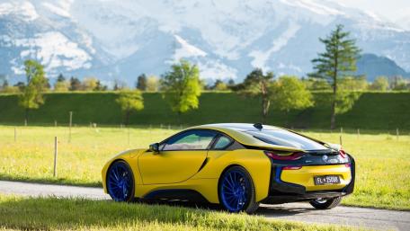 BMW i8 in Scenic Mountain Views wallpaper