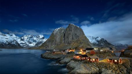 Breathtaking Nightscape of Hamnoy Village wallpaper