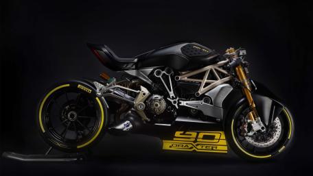 Ducati Diavel: Power Meets Elegance in Design wallpaper