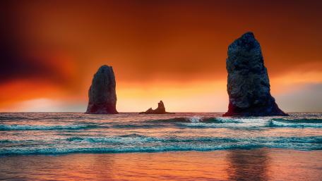Cannon Beach Sunset Serenity wallpaper