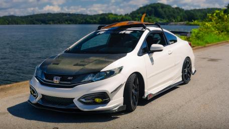 Honda Civic Si by the Lakeside in Chattanooga wallpaper
