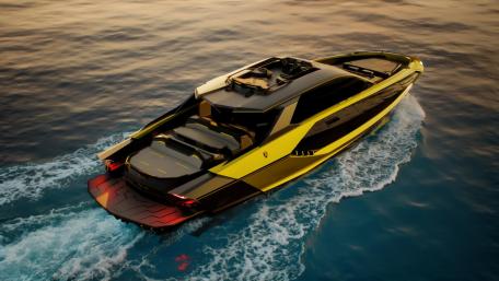 Lamborghini-Inspired Elegance on Water wallpaper