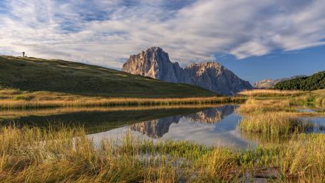Langkofel Reflections in Tranquil Waters of Dolomites wallpaper