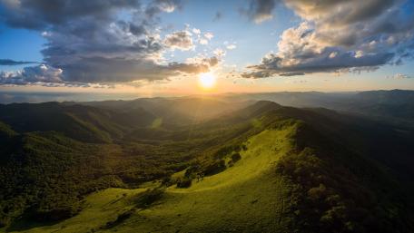 Valley Sunrise Over Green Mountains wallpaper