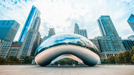 Millennium Park's Iconic Bean Sculpture Reflections wallpaper