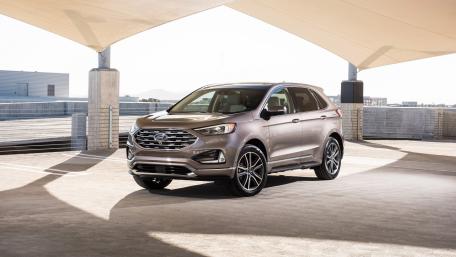Ford Edge Titanium Elegance in 4K wallpaper