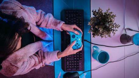Xbox Gaming Setup with Cozy Vibes wallpaper