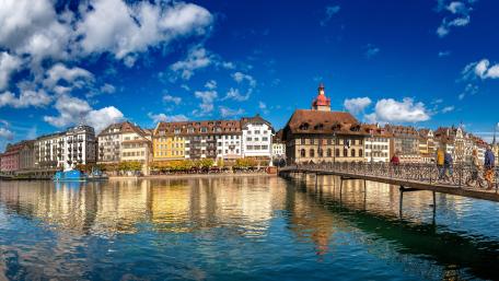 Kapellbrücke's Timeless Charm on a Sunny Day wallpaper
