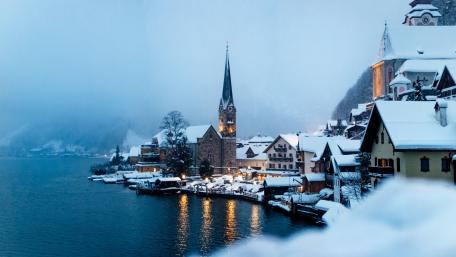 Snowy Oasis in a Lakeside Village wallpaper