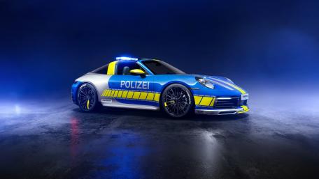 Porsche 911 Targa 4 Polizei Livery 4K Night Studio Wallpaper wallpaper