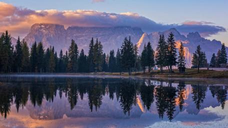 Alpine Dawn Reflections at Lago Antorno in the Dolomites wallpaper