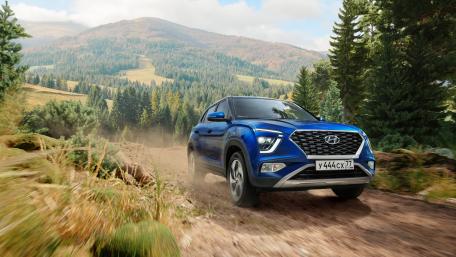 Hyundai Creta SUV Racing Through Forest Trails in Stunning 4K wallpaper