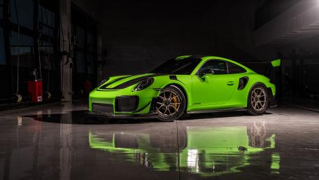 Porsche 911 GT2 RS wallpaper