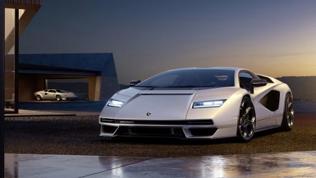 Lamborghini Countach LPI 800-4 Sunset Elegance 4K Wallpaper wallpaper